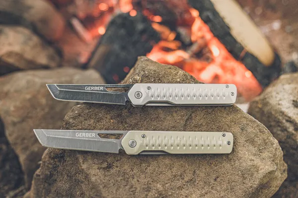 Nůž Gerber Ayako Folding Pocket Silver — obrázek 3