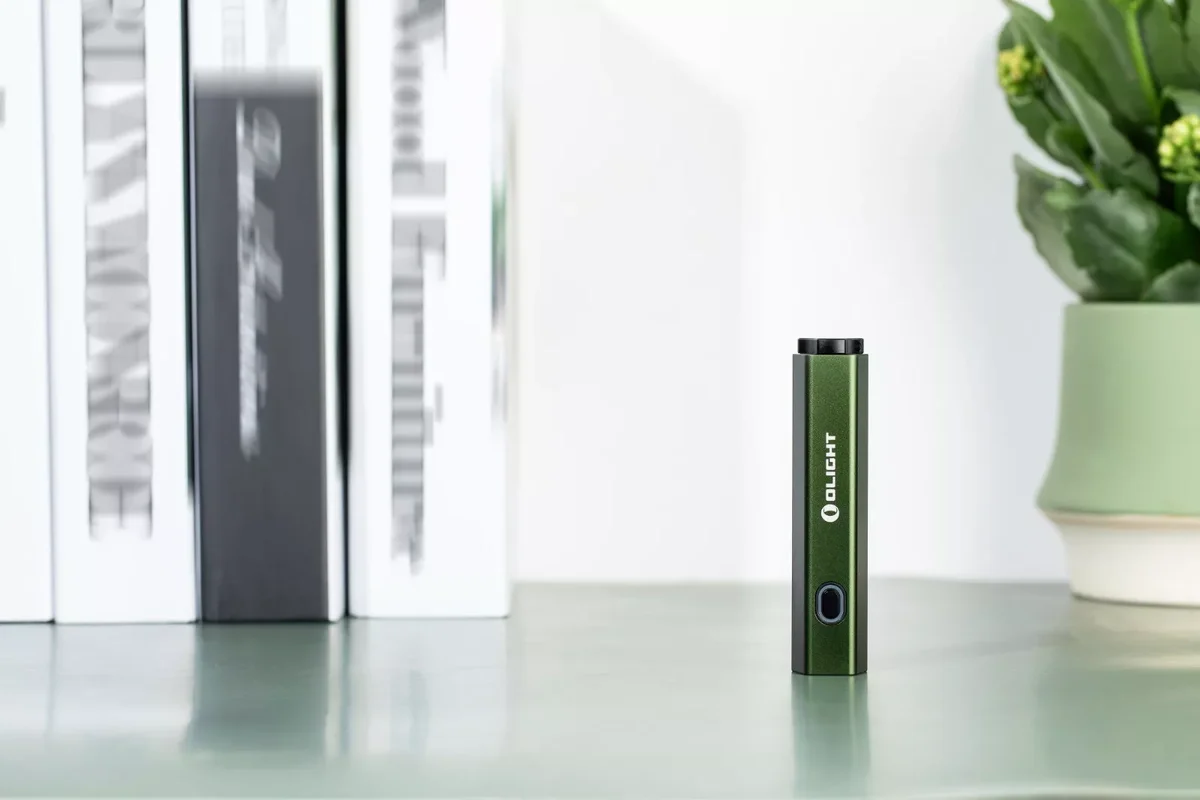 LED svítilna Olight Diffuse EDC OD Green 700 lm