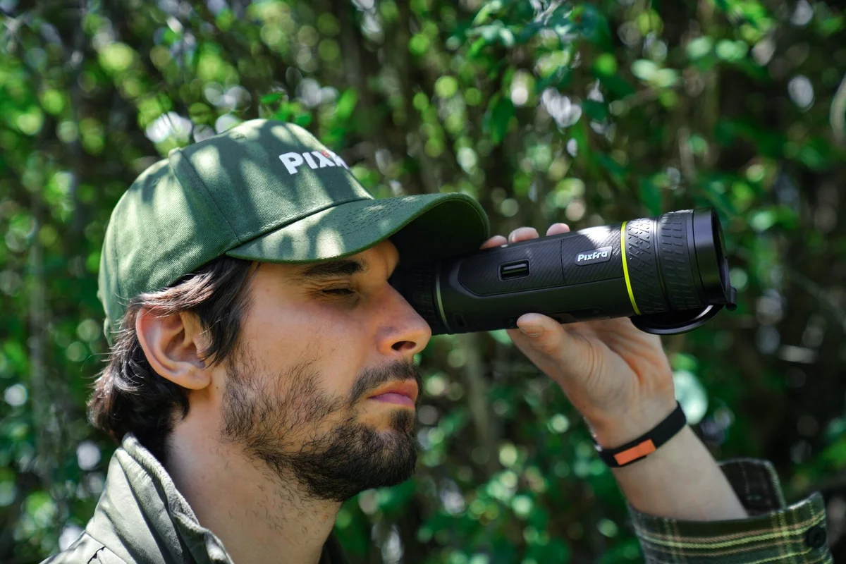 Termovize s dálkoměrem Pixfra Sirius S650D DUAL - detekce na 2600 metrů — obrázek 3
